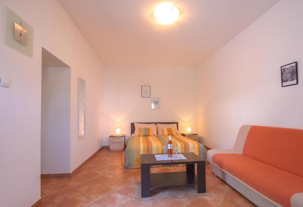 Apartmani Nina Rovinj Exteriér fotografie