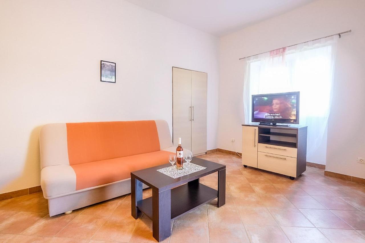 Apartmani Nina Rovinj Exteriér fotografie